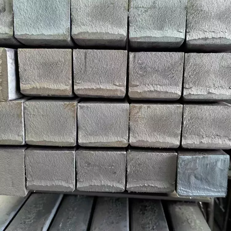 Q235B Polad Boruları Alıcılara Daha Təhlükəsiz və Xərclərə Nəzarət olunan Layihələr qurmağa necə kömək edə bilər?
